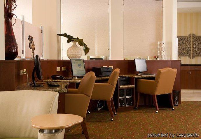 Отель Courtyard Miami Coral Gables Удобства фото